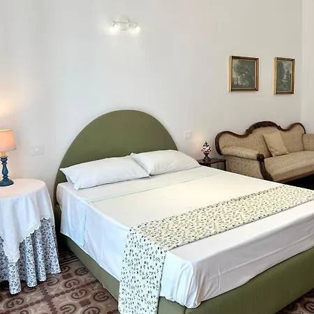 La Casa Dei Nonni A Forcella - Apartament
